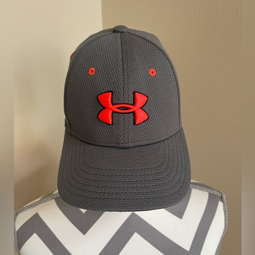 Boy’s Under Armour Baseball Cap - Grey and Orange - Size: Youth SM/MD